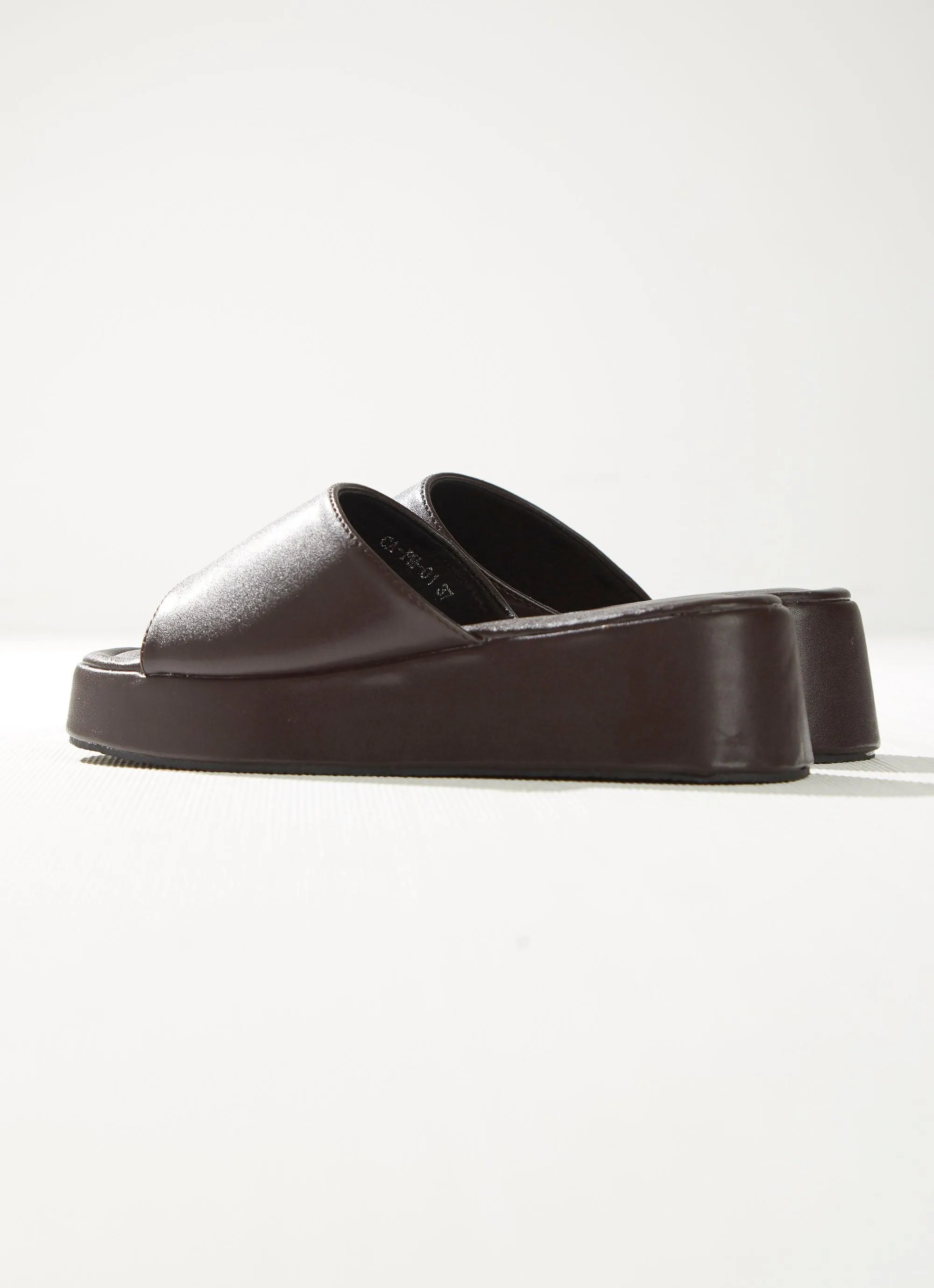 Ambrose Mule - Choc Brown