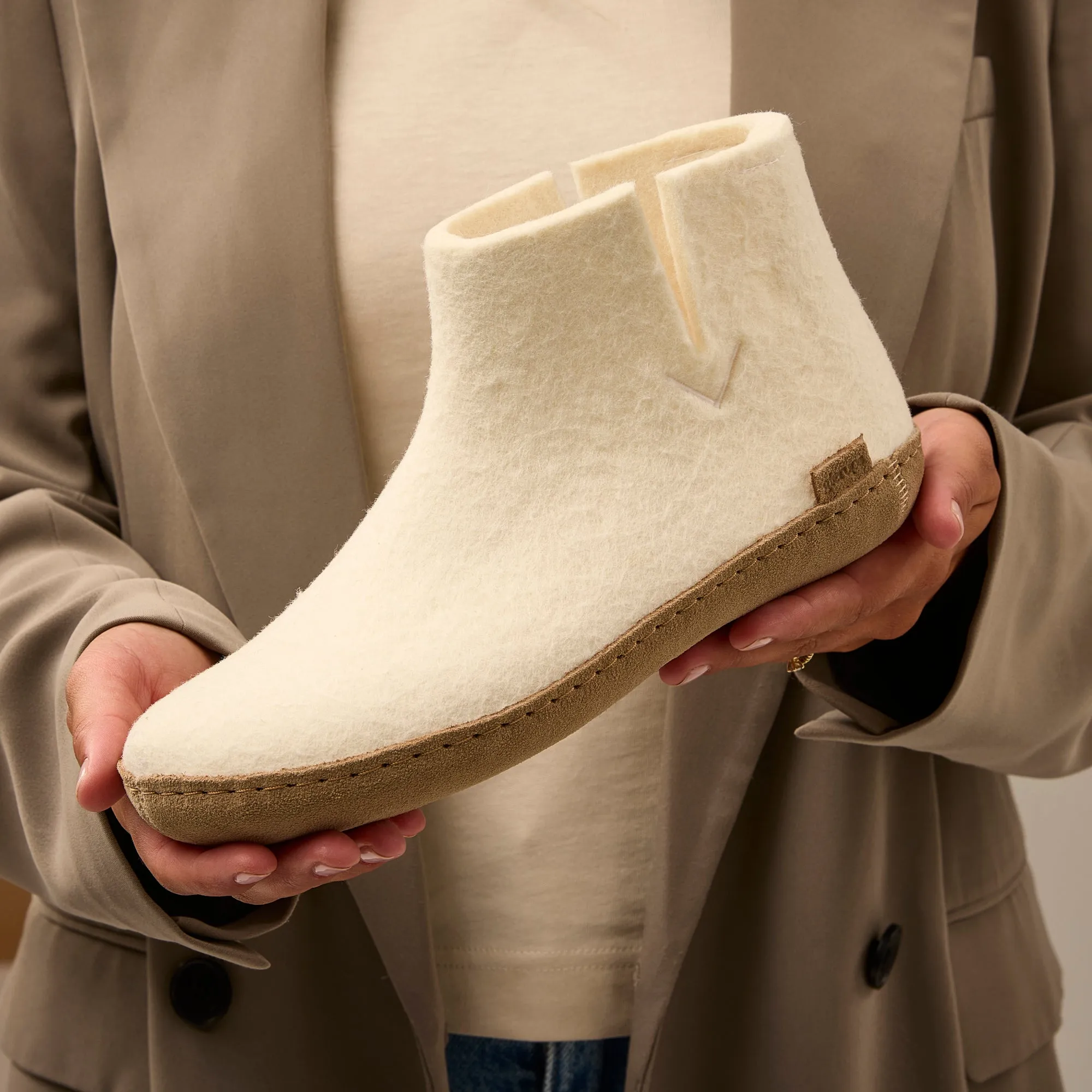 Boot with leather sole - White