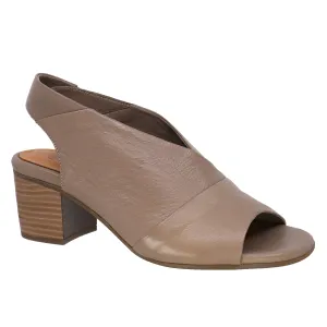 Chelsea Shoe