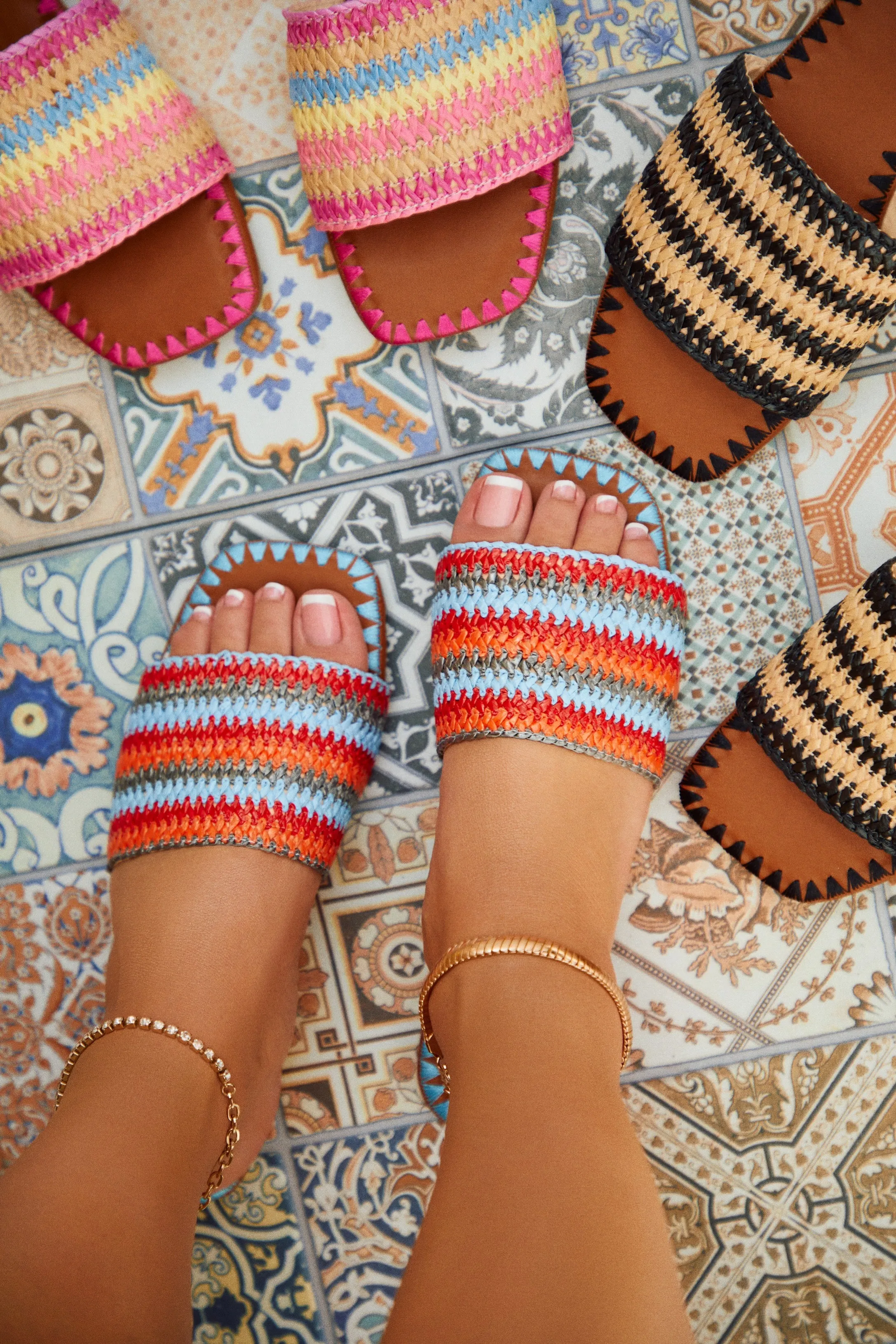 Jaylen Slip On Sandals - Blue