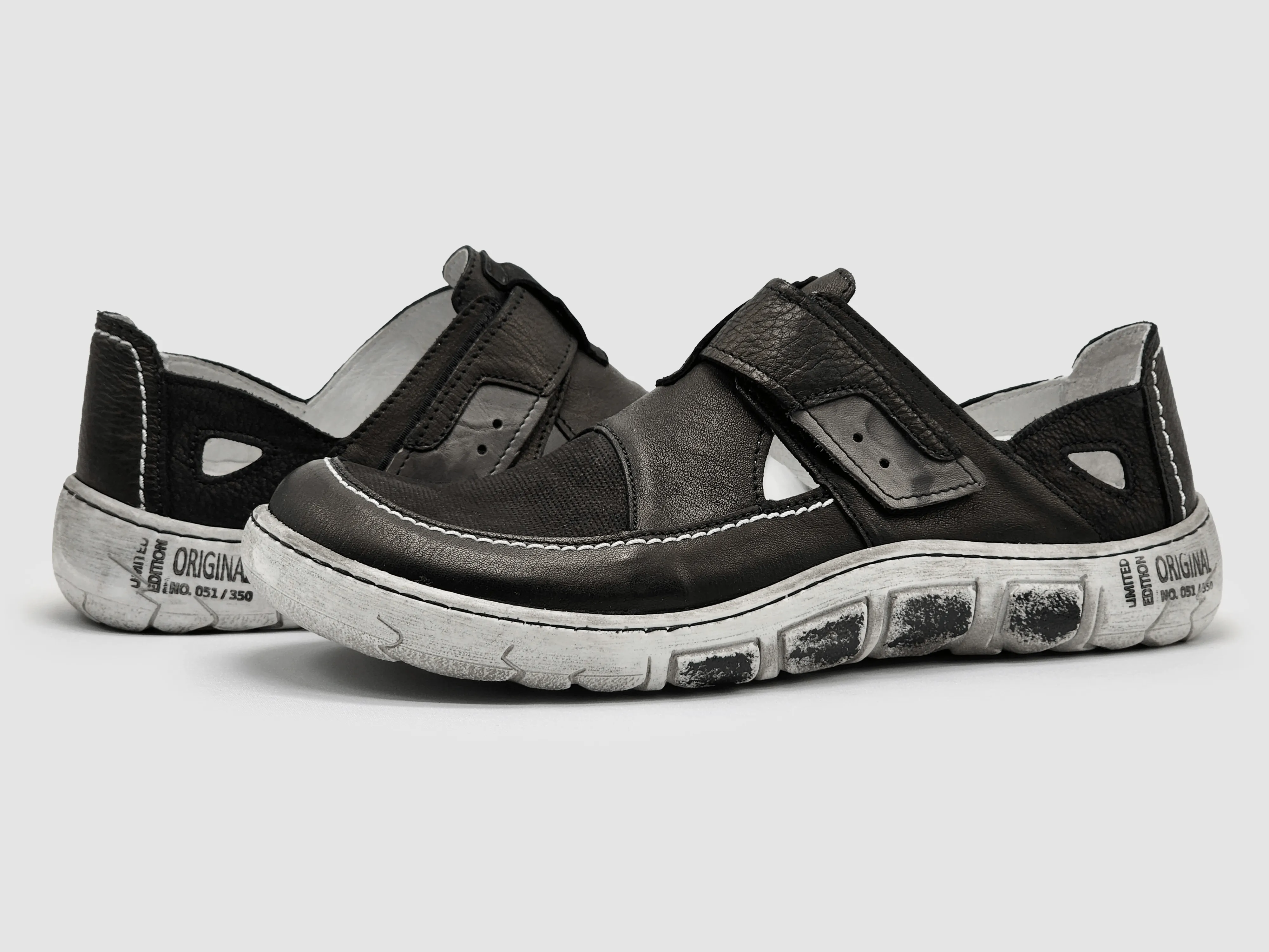 Men's Original Leather Sandals - Black